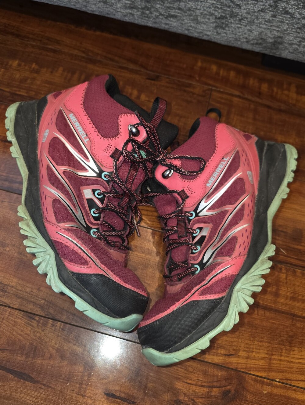 Merrell Women’s Capra Bolt Mid Hiking Shoes